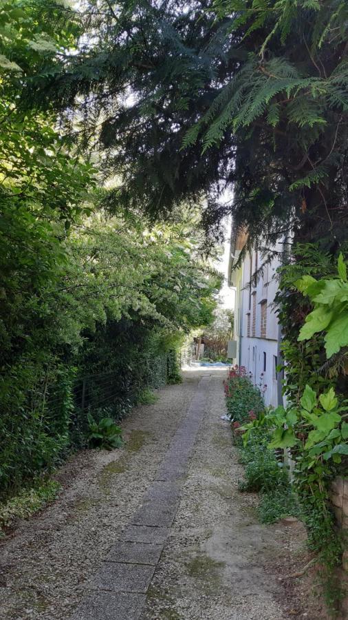 1 Chambre Double "Le Devenir" Saint-Julien-les-Villas 외부 사진